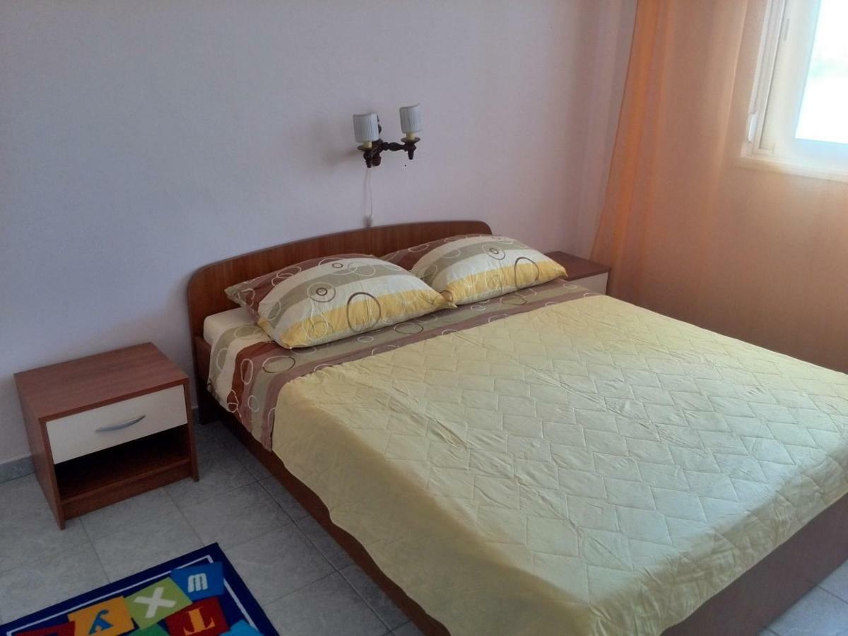 Kampor Apartments Экстерьер фото